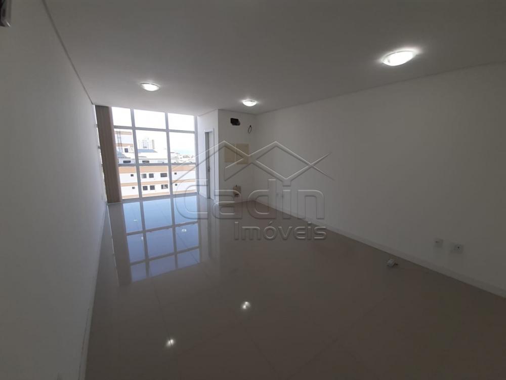 Alugar Comercial / Sala em Navegantes R$ 1.050,00 - Foto 4 Alugar Comercial / Sala em Navegantes R$ 1.050,00 - Foto 4