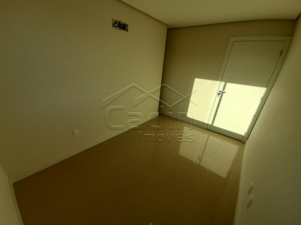 Alugar Apartamento / Padrão em Navegantes R$ 2.500,00 - Foto 14