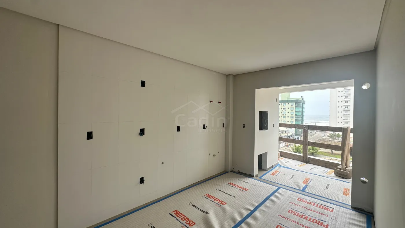 Comprar Apartamento / Padrão em Navegantes R$ 700.000,00 - Foto 7