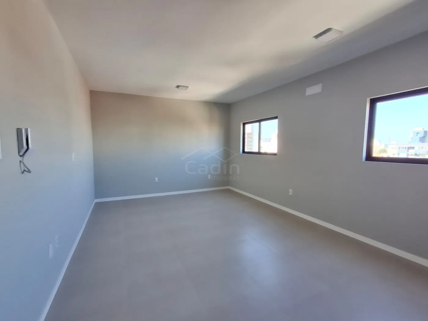 Alugar Apartamento / Padrão em Navegantes R$ 1.800,00 - Foto 7