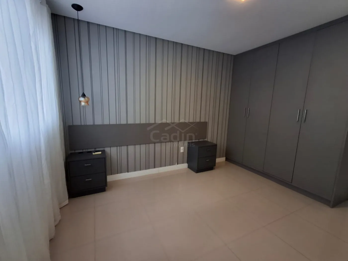 Alugar Apartamento / Padrão em Navegantes R$ 3.800,00 - Foto 8