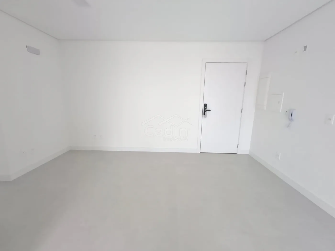 Alugar Apartamento / Padrão em Navegantes R$ 3.100,00 - Foto 7