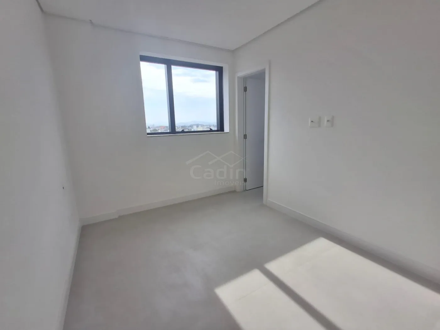 Alugar Apartamento / Padrão em Navegantes R$ 3.100,00 - Foto 11
