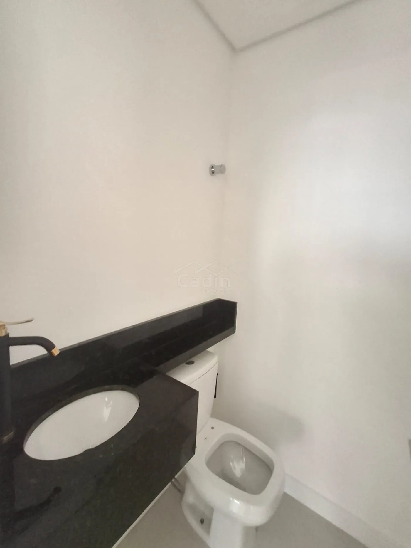 Alugar Apartamento / Padrão em Navegantes R$ 3.100,00 - Foto 13