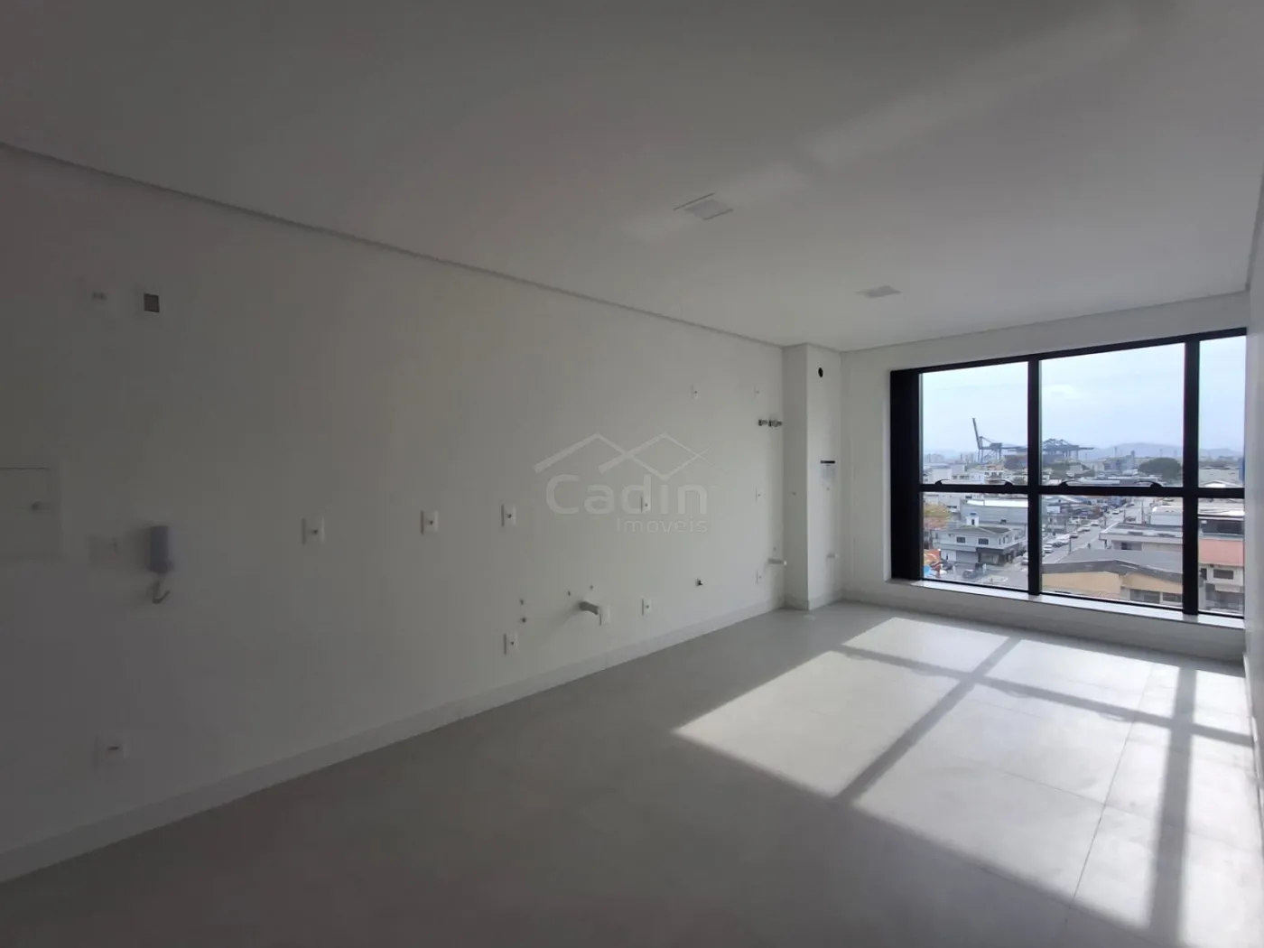Alugar Apartamento / Padrão em Navegantes R$ 3.100,00 - Foto 14