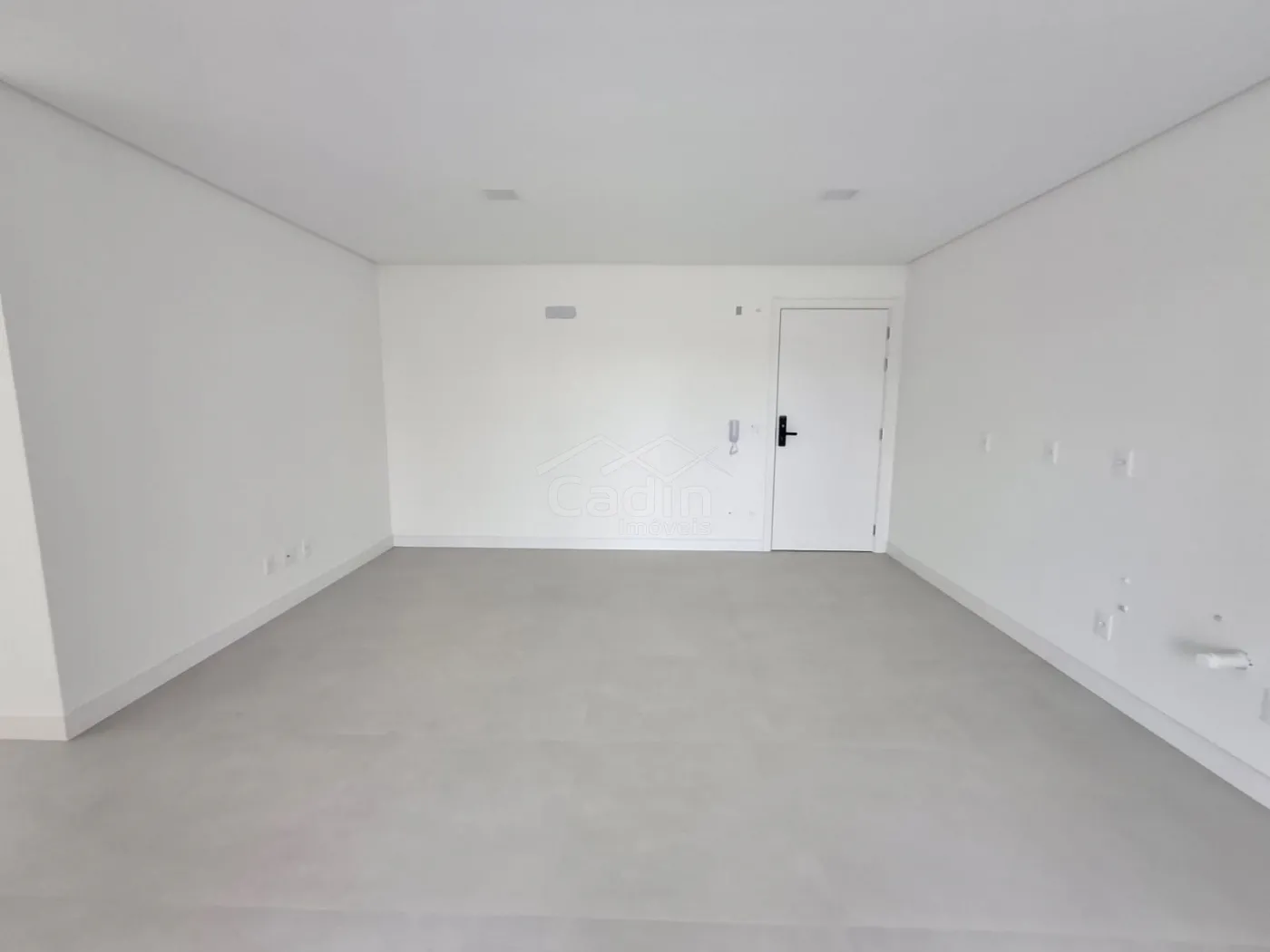 Alugar Apartamento / Padrão em Navegantes R$ 3.100,00 - Foto 6