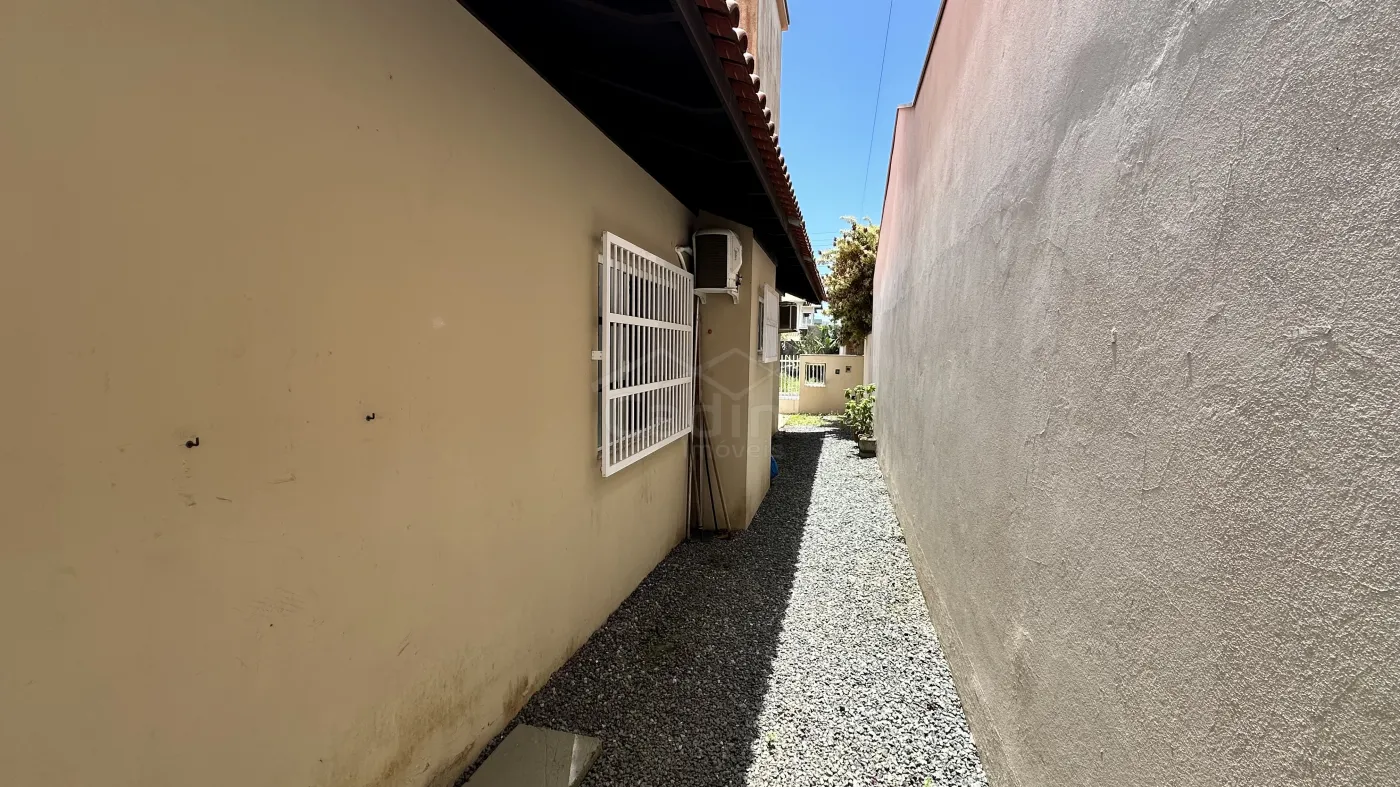 Comprar Casa / Padrão em Navegantes R$ 1.200.000,00 - Foto 10