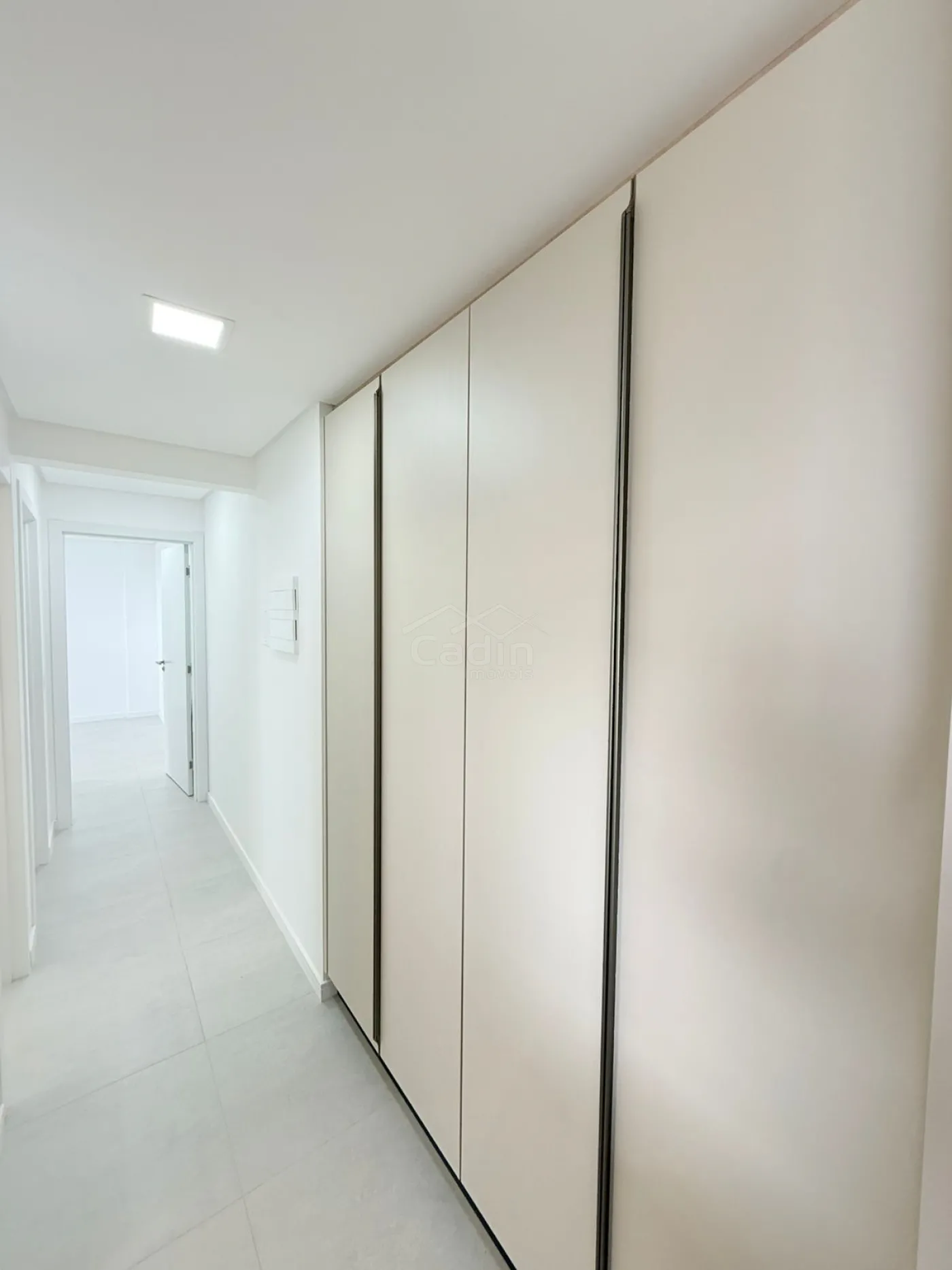 Comprar Apartamento / Padrão em Navegantes R$ 845.000,00 - Foto 10