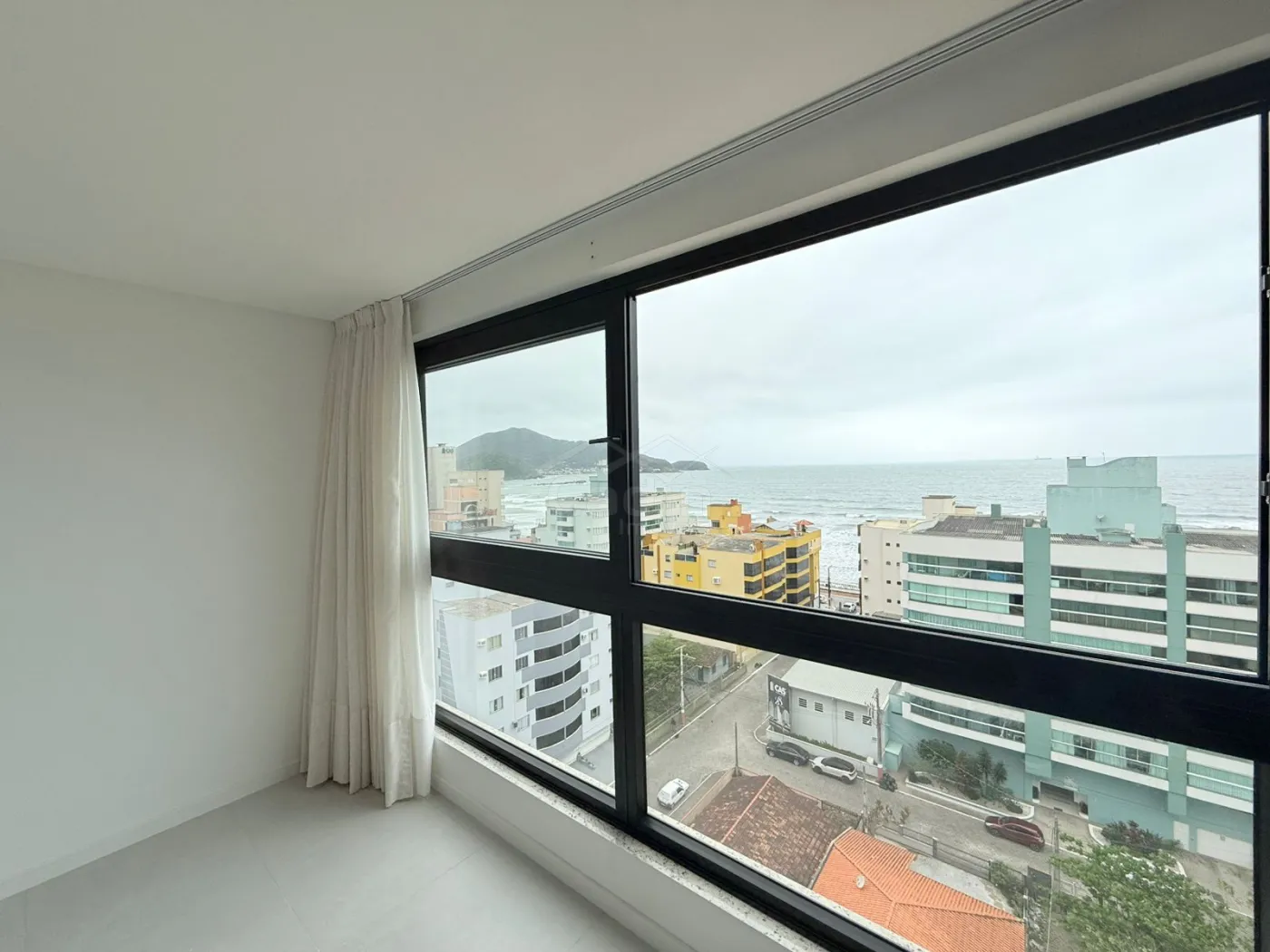 Comprar Apartamento / Padrão em Navegantes R$ 845.000,00 - Foto 8