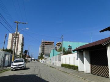 Comprar Casa / Padrão em Navegantes R$ 570.000,00 - Foto 2 Comprar Casa / Padrão em Navegantes R$ 570.000,00 - Foto 2
