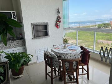 Alugar Apartamento / Padrão em Navegantes. apenas R$ 690.000,00