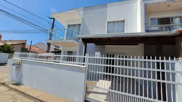 Alugar Casa / Sobrado em Balneário Piçarras. apenas R$ 530.000,00
