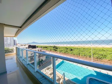 Alugar Apartamento / Padrão em Navegantes. apenas R$ 1.950.000,00