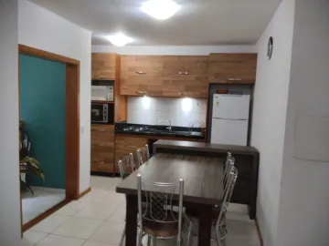 Alugar Apartamento / Padrão em Balneário Piçarras. apenas R$ 470.000,00
