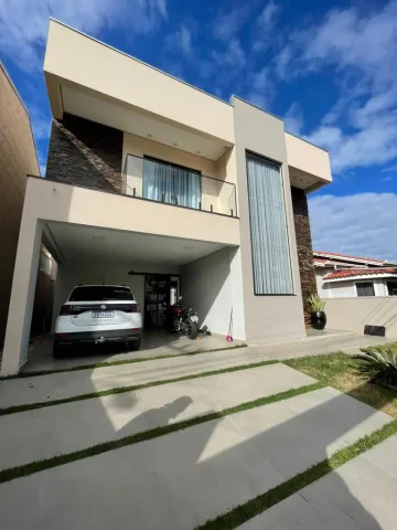 CASA DE ALTO PADRÃO, NO CENTRO DE NAVEGANTES!