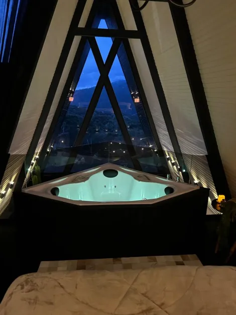 imagem 4 - CHALÉ PRONTO PARA INVESTIMENTO EM LOCAÇÃO DE AIRBNB, COM PISCINA, 100% MOBILIADO E DECORADO EM URUBICI! imagem 4 - CHALÉ PRONTO PARA INVESTIMENTO EM LOCAÇÃO DE AIRBNB, COM PISCINA, 100% MOBILIADO E DECORADO EM URUBICI!