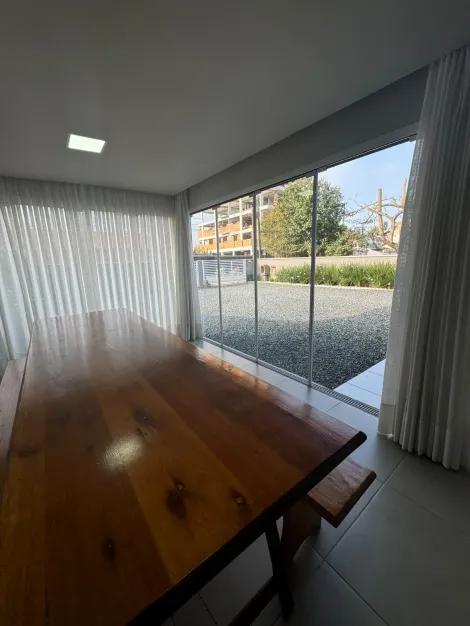 imagem 2 - Casa - Padrão imagem 2 - Casa - Padrão
