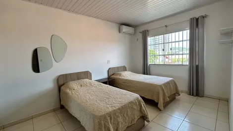 imagem 5 - 02 CASAS DE ALVENARIA A 170 METROS DO MAR, MEIA PRAIA, NAVEGANTES/SC R$1.200.000,00! imagem 5 - 02 CASAS DE ALVENARIA A 170 METROS DO MAR, MEIA PRAIA, NAVEGANTES/SC R$1.200.000,00!